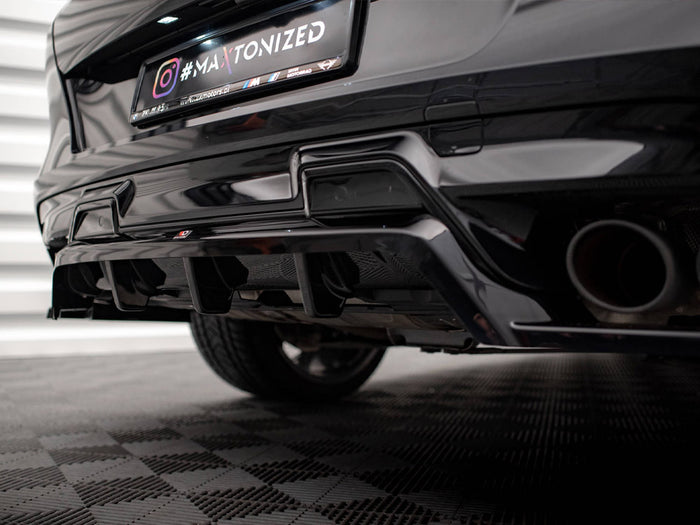 BMW X6 M F96 Central Rear Splitter (Vertical Bars) - Maxton Design