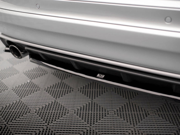 Volvo XC60 R-Design Mk1 Facelift Central Rear Splitter - Maxton Design
