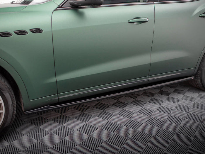 Maserati Levante Mk1 Side Skirts Diffusers - Maxton Design
