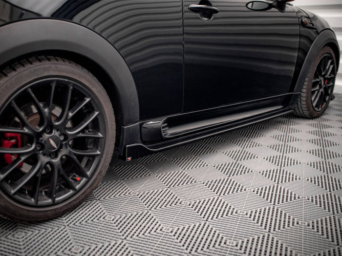 Side Skirts Diffusers V.2 Mini Cooper John Cooper Works R56 - Maxton Design