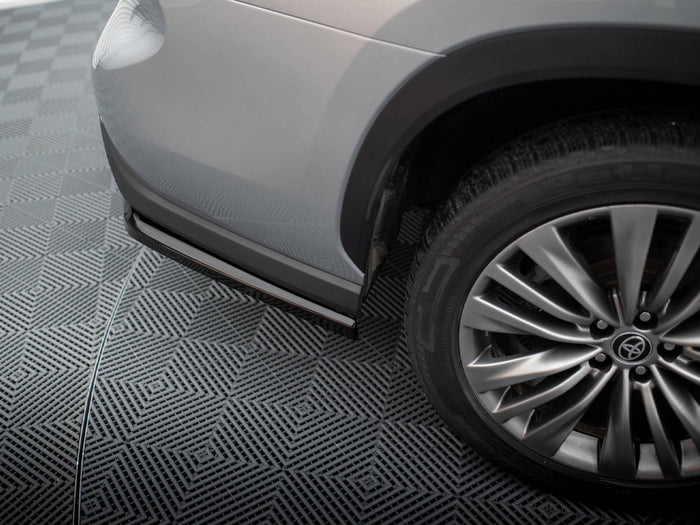 Toyota Highlander Mk4 Rear Side Splitters - Maxton Design