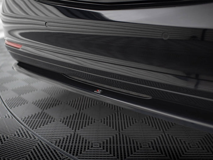 Central Rear Splitter V.1 Mercedes-Benz S W222 - Maxton Design