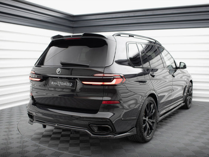 BMW X7 M-Pack G07 Facelift Central Rear Splitter (Vertical Bars) - Maxton Design