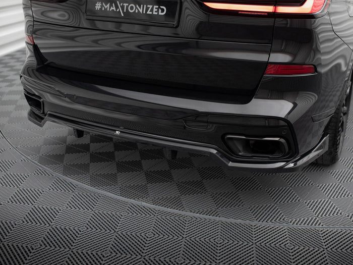 BMW X7 M-Pack G07 Facelift Central Rear Splitter (Vertical Bars) - Maxton Design