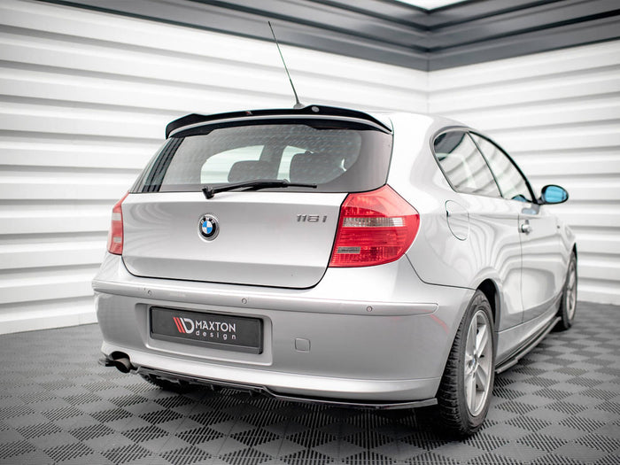 BMW 1 E81 Facelift Central Rear Splitter (Vertical Bars) - Maxton Design