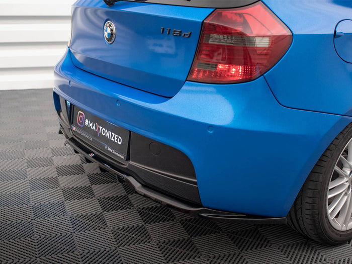 BMW 1 M-Pack E87 Facelift Central Rear Splitter (Vertical Bars) - Maxton Design