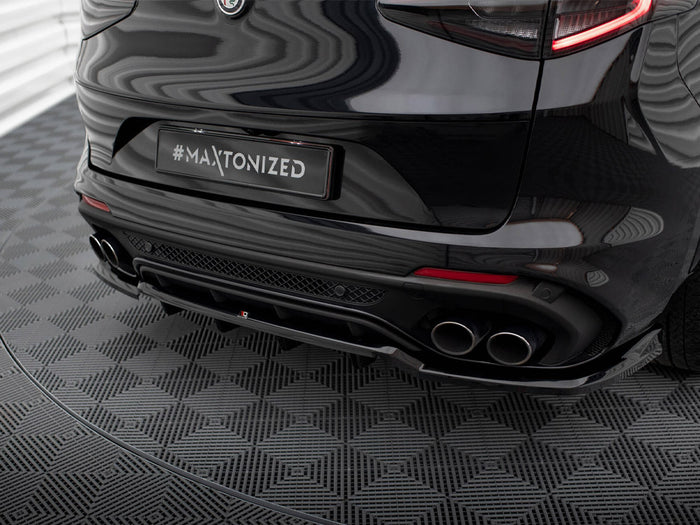 Central Rear Splitter (Vertical Bars) Alfa Romeo Stelvio Quadrifoglio Mk1 - Maxton Design