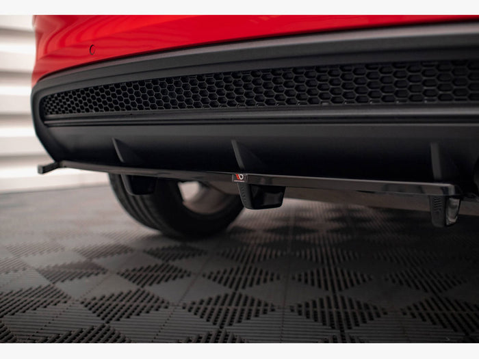 Fiat 500X Sport Mk1 Facelift Central Rear Splitter (Vertical Bars) - Maxton Design
