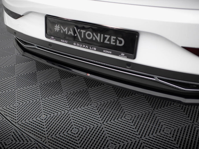 Hyundai I30 Mk3 Facelift Central Rear Splitter - Maxton Design