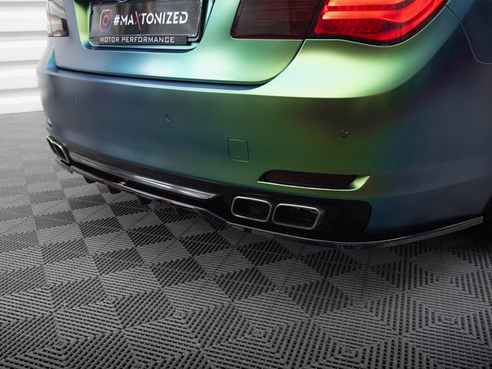 BMW 7 F01 Central Rear Splitter (Vertical Bars) - Maxton Design