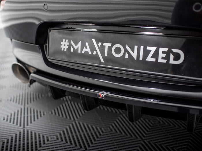 BMW Z4 M-Pack E89 Facelift Central Rear Splitter (Vertical Bars) - Maxton Design