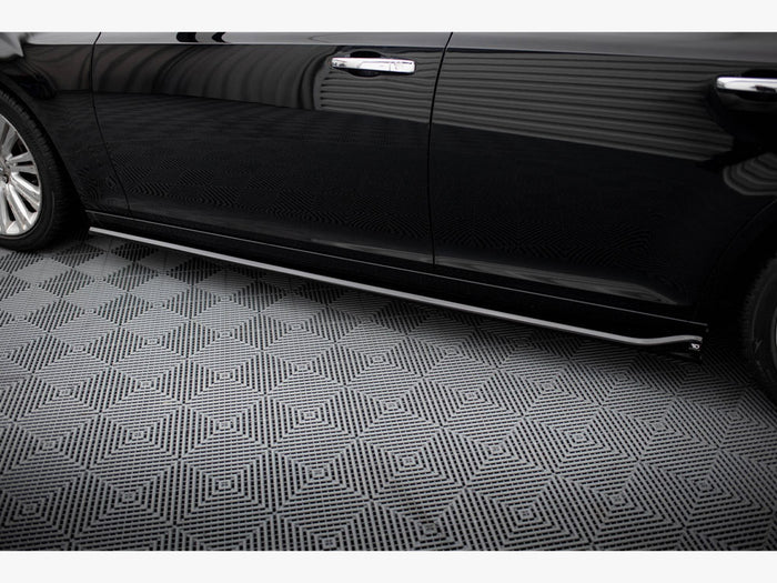 Chrysler 300 Mk2 Side Skirts Diffusers - Maxton Design