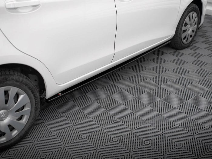Toyota Yaris Mk3 Facelift Side Skirts Diffusers - Maxton Design