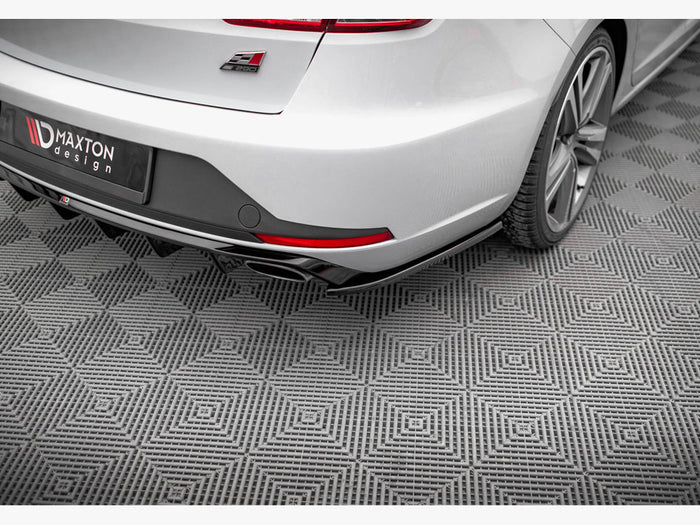 Rear Side Splitters V.2 Seat Leon Cupra Sportstourer Mk3 - Maxton Design