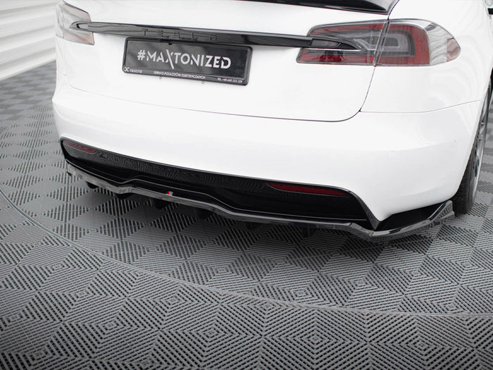 Tesla Model S Plaid Mk1 Facelift Rear Splitter (Vertical Bars) V.2 - Maxton Design