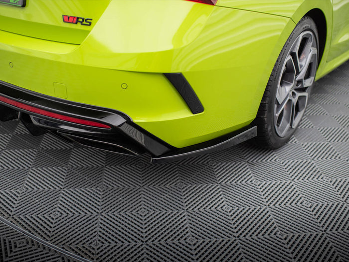 Rear Side Splitters V.4 Skoda Octavia RS Mk4 - Maxton Design