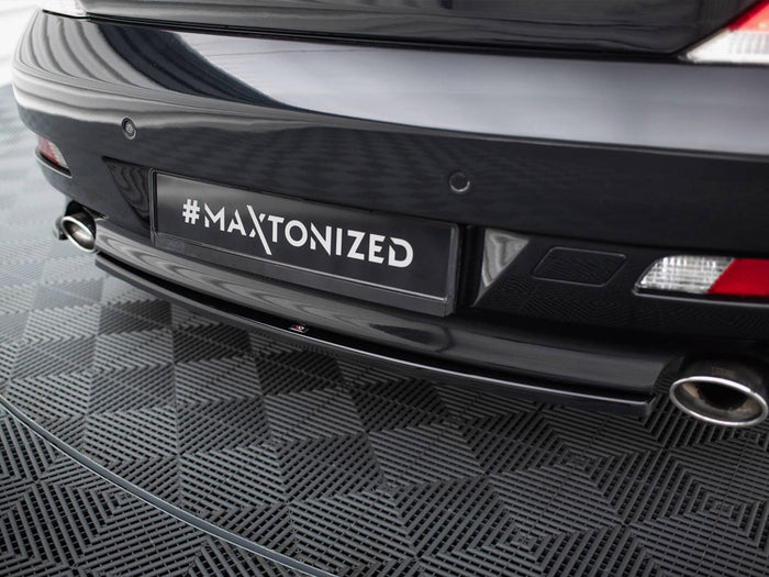 BMW 6 Coupe / Cabrio E63 / E64 Central Rear Splitter (Vertical Bars) - Maxton Design