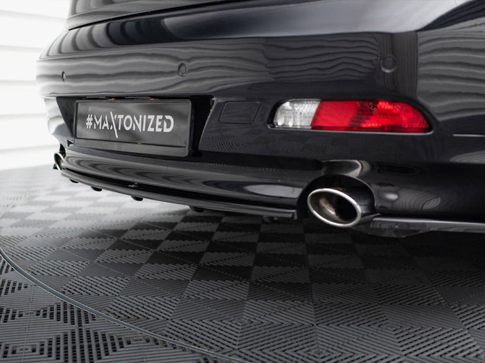 BMW 6 Coupe / Cabrio E63 / E64 Central Rear Splitter (Vertical Bars) - Maxton Design