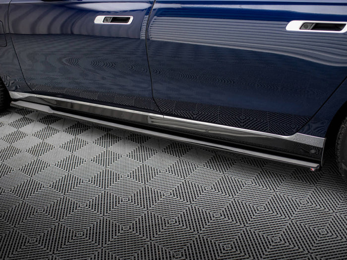 BMW 750e M-Pack G70 Side Skirts Diffusers - Maxton Design