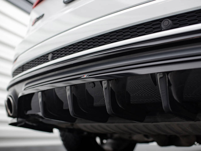 Audi SQ8 Mk1 Central Rear Splitter (Vertical Bars) V.2 - Maxton Design