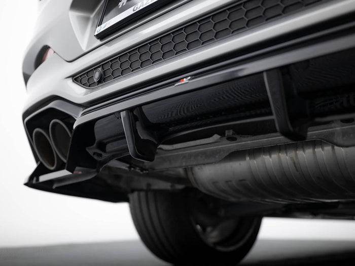 BMW X4 M F98 Rear Splitter (Vertical Bars) - Maxton Design