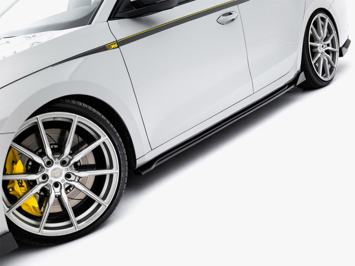 Side Skirts Diffusers V.2 Skoda Octavia RS Liftback / Estate Mk4 / Mk4 Facelift - Maxton Design