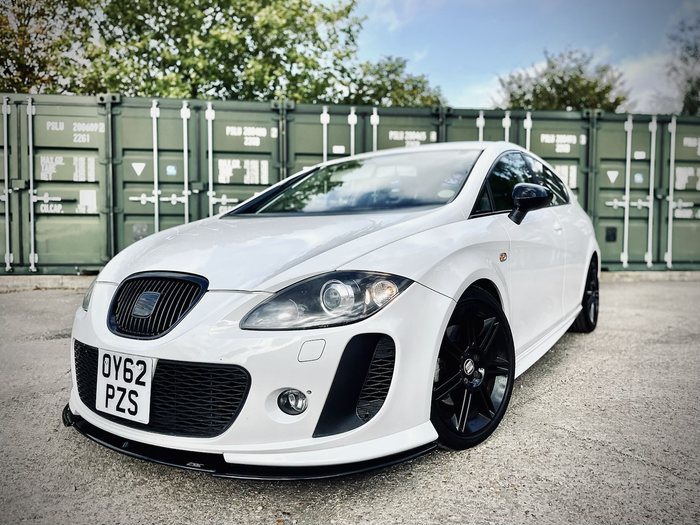 SEAT Leon MK2 BTCC / K1 Front Splitter - TRC Performance Styling