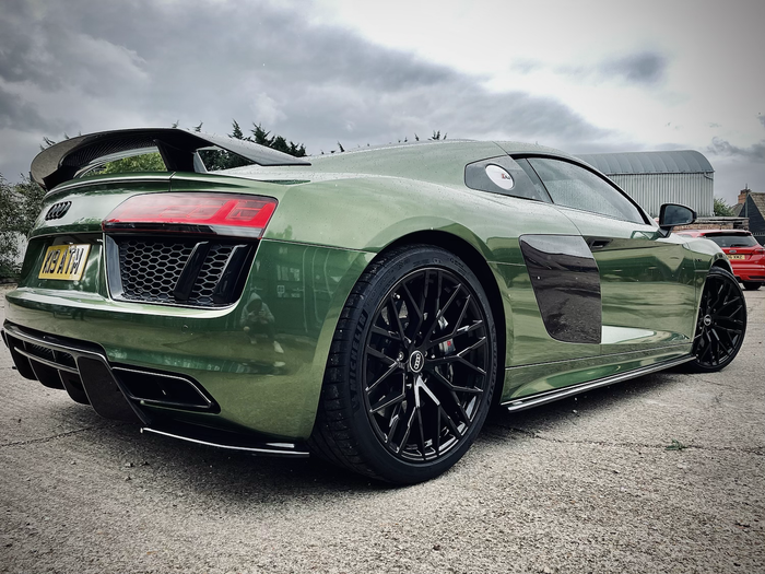 Dark Ghost - Audi R8 Gen 2 Side Skirt Splitters - TRC Performance Styling