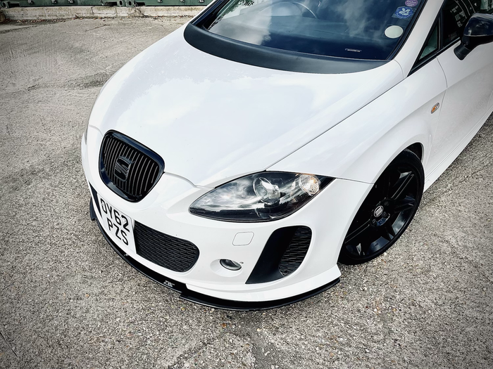 SEAT Leon MK2 BTCC / K1 Front Splitter - TRC Performance Styling