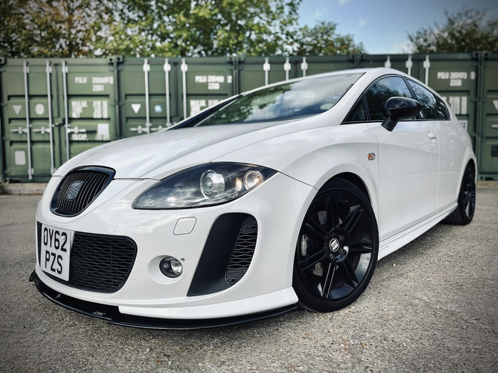 SEAT Leon MK2 BTCC / K1 Front Splitter - TRC Performance Styling