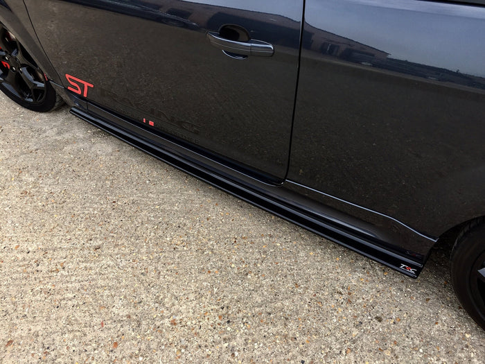 Ford Focus MK2.5 Zetec S Side Skirt Splitters - TRC Performance Styling