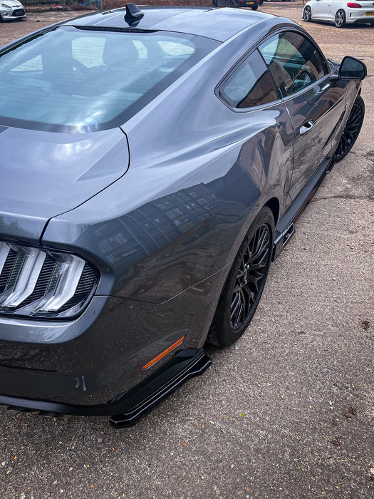 Ford Mustang 5.0L GT Facelift Rear Spats - TRC Performance Styling