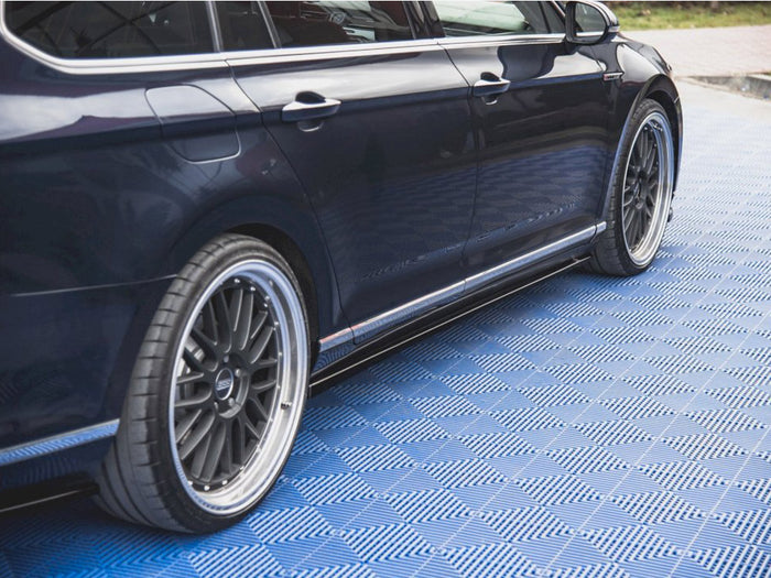 VW Passat B8 (2014-2019) Side Skirts Diffusers - Maxton Design