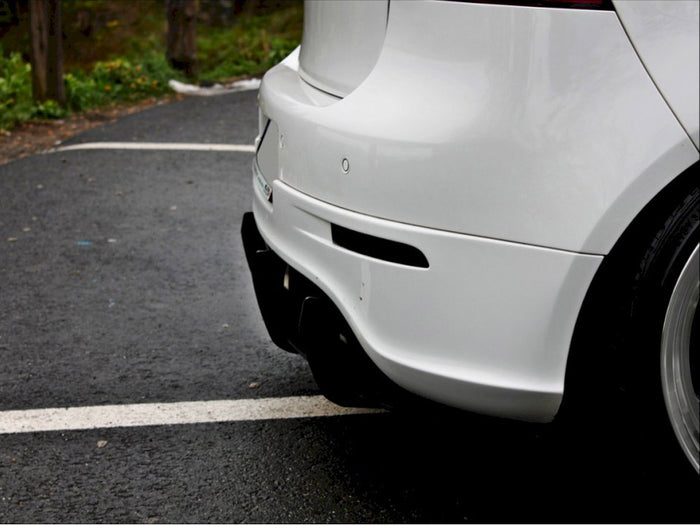 VW Golf V R32 Rear Diffuser - Maxton Design