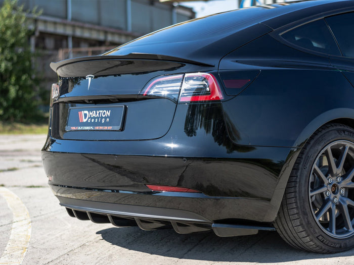 Tesla Model 3 (2017-) Rear Valance - Maxton Design