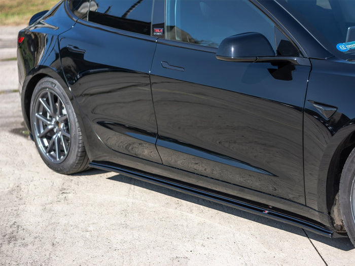 Tesla Model 3 (2017-) Side Skirts Diffusers - Maxton Design