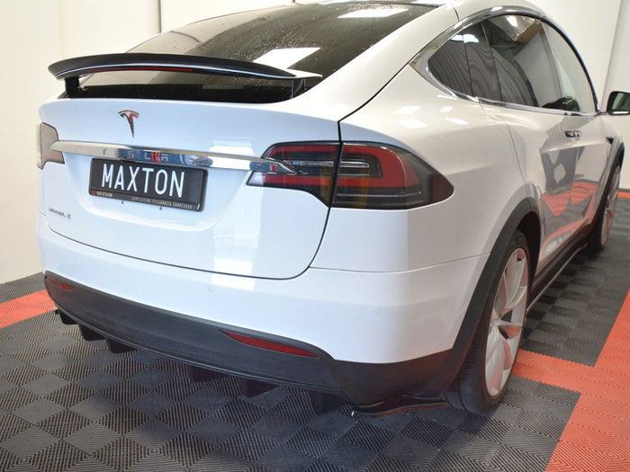Tesla Model X (2015-) Rear Diffuser - Maxton Design