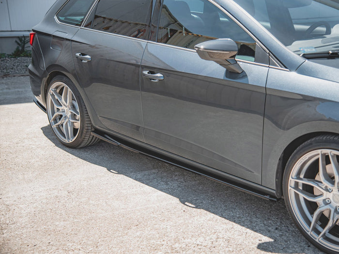V5 Seat Leon Cupra/ FR MK3 Facelift (2017-2019) Side Skirts Splitters V5 - Maxton Design