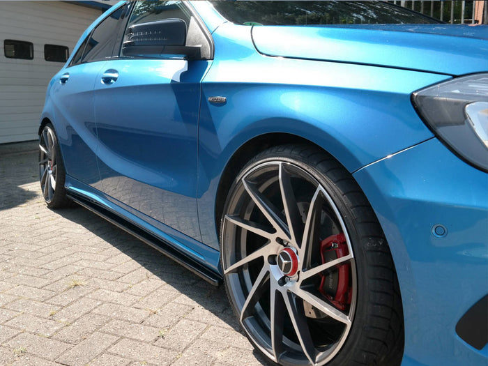 Mercedes A-class W176 Amg-line Pre-facelift (2013-2015) Side Skirts Splitters - Maxton Design