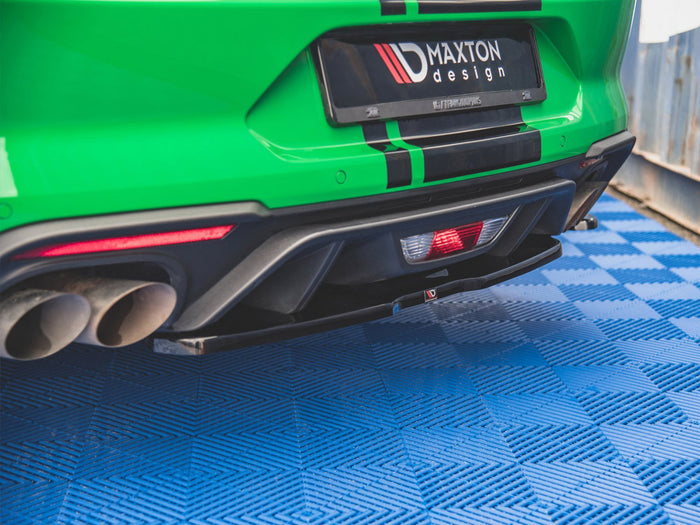 Ford Mustang GT MK6 Facelift (2017-) Central Rear Splitter - Maxton Design