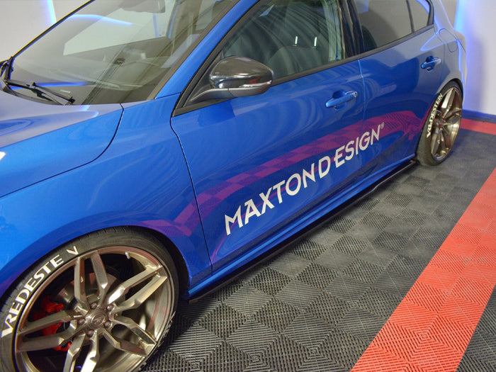 Ford Focus Mk4 ST / ST-Line Side Skirts Diffusers V.3 - Maxton Design