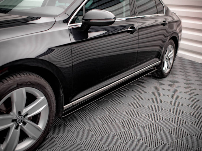 VW Passat B8 Facelift (2019-) Side Skirts Diffusers - Maxton Design