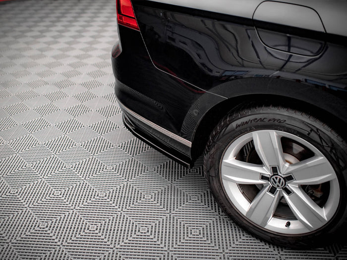 VW Passat B8 Facelift (2019-) Rear Side Splitters - Maxton Design