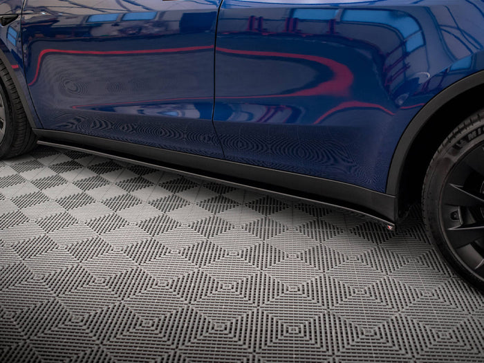 Tesla Model Y Side Skirts Diffusers V.2 - Maxton Design
