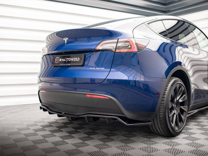 Tesla Model Y Central Rear Splitter - Maxton Design