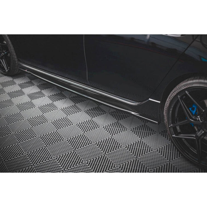VW-Golf-R-MK8-Side-Skirt-Diffusers-Maxton-Design3