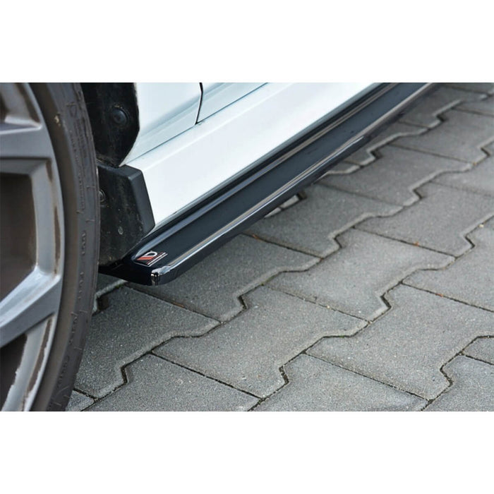 Maxton Design Side Skirt Splitters on the Ford Fiesta Mk8