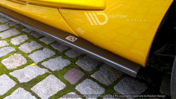 Maxton Design - SIDE SKIRTS DIFFUSERS RENAULT MEGANE 3 RS