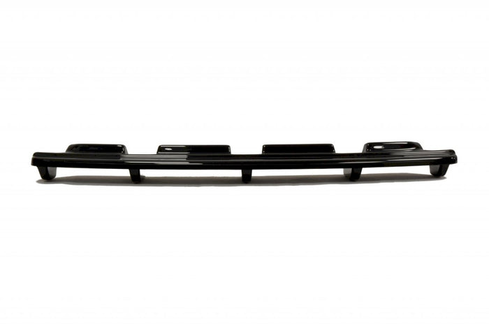 Maxton Design - CENTRAL REAR SPLITTER BMW 6 GRAN COUPE M-SPORT (VERTICAL BARS) (2013-2018)