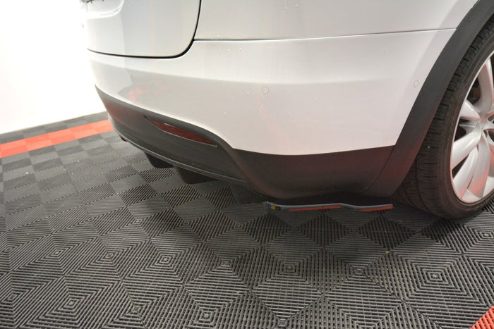 Maxton Design - REAR DIFFUSER TESLA MODEL X (2015-)
